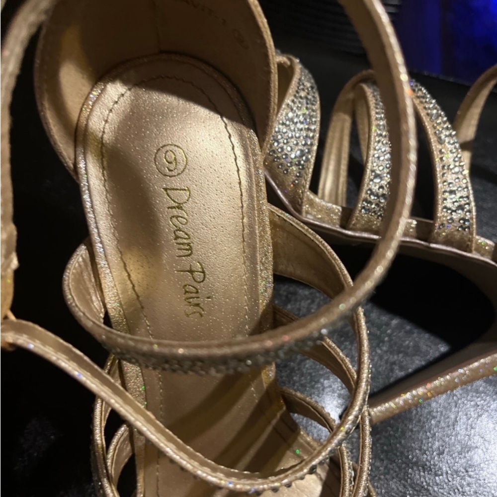 Heels - Picture 4 of 5